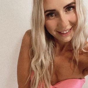 Meet your Posher, Shana